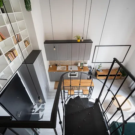 Fabryka Na Pradze Loft Apartment *