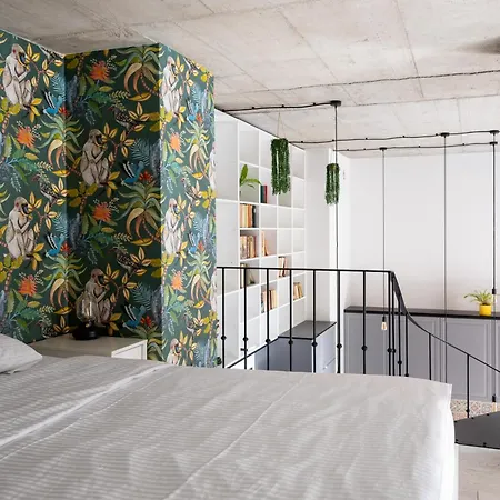 Apartment Fabryka Na Pradze Loft *